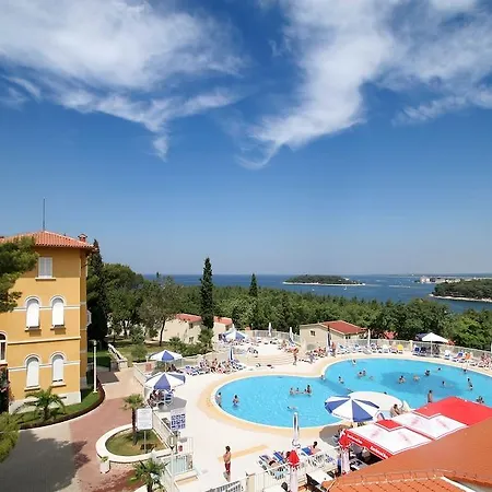 Bellevue Plava Laguna מלון 4*