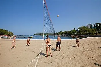 מלון Bellevue Plava Laguna 4*