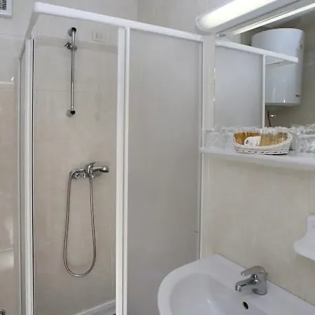 מלון Bellevue Plava Laguna 4*